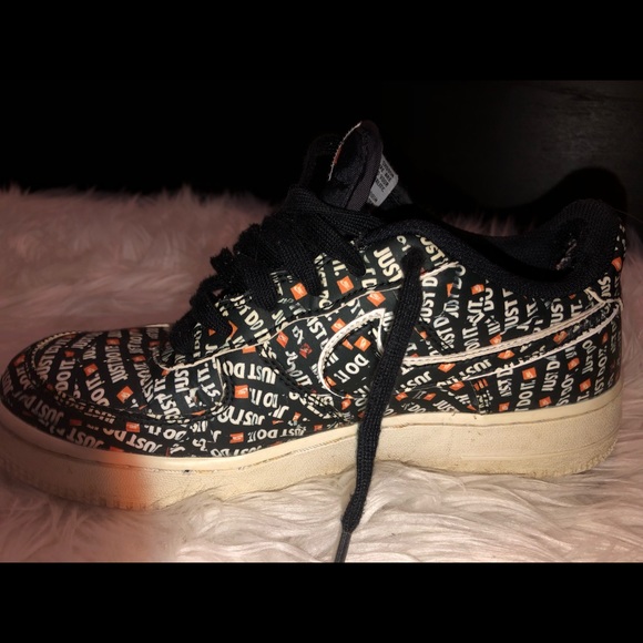 Nike Just Do it Air Forces 1 - Picture 3 of 7